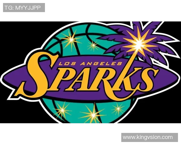 洛杉矶火花队与水星队激战正酣决战WNBA季后赛精彩回顾